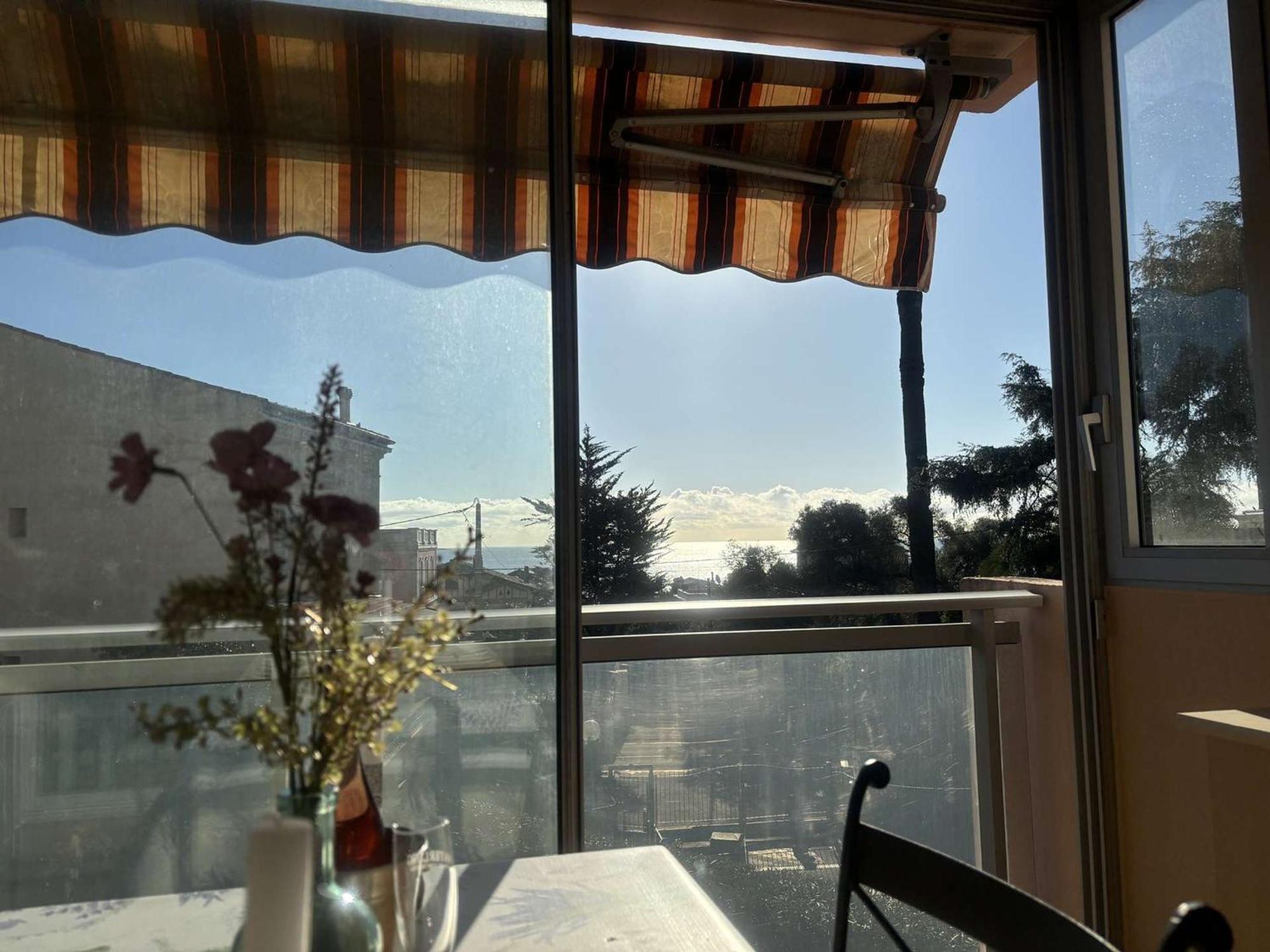 Studio Agreable Avec Loggia, Garage Et Plage A Proximite - 2 Couchages, Golfe-Juan - Fr-1-252-62 Eksteriør billede