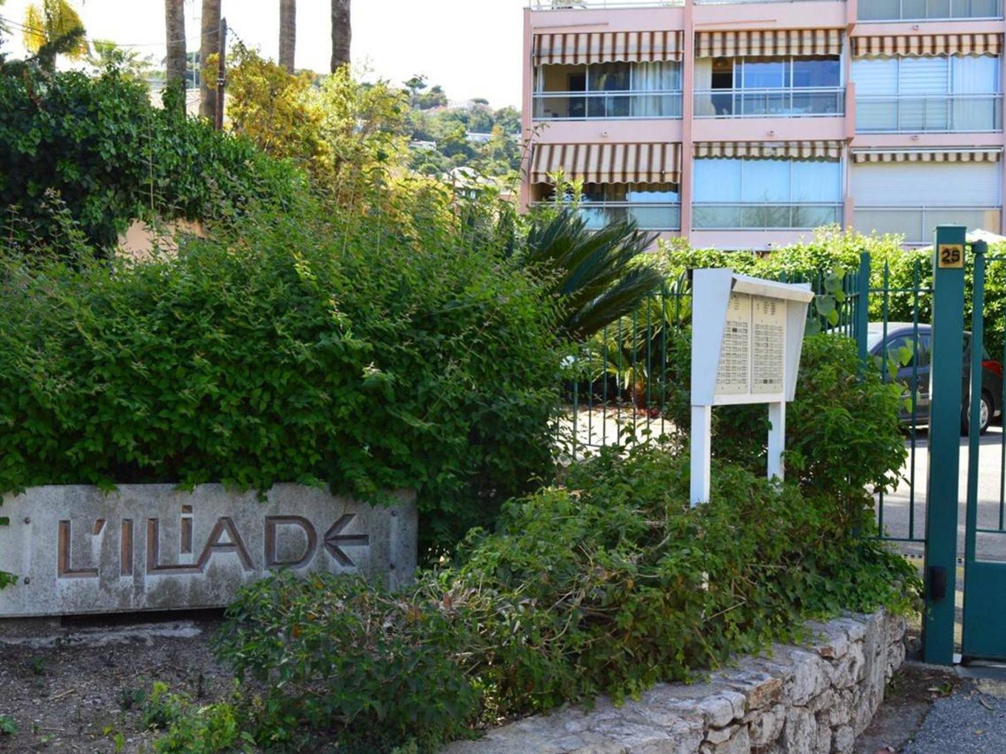 Studio Agreable Avec Loggia, Garage Et Plage A Proximite - 2 Couchages, Golfe-Juan - Fr-1-252-62 Eksteriør billede